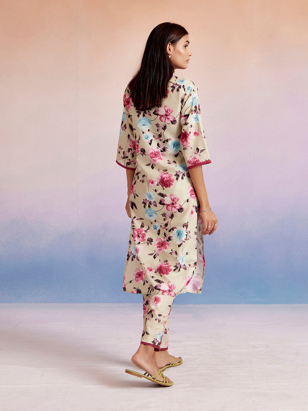 JAIPURI FLORAL  STRAIGHT KURTA  AND SET WITH PANT