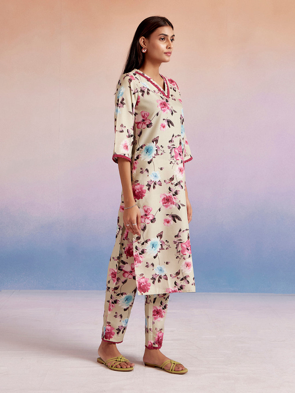 JAIPURI FLORAL  STRAIGHT KURTA  AND SET WITH PANT