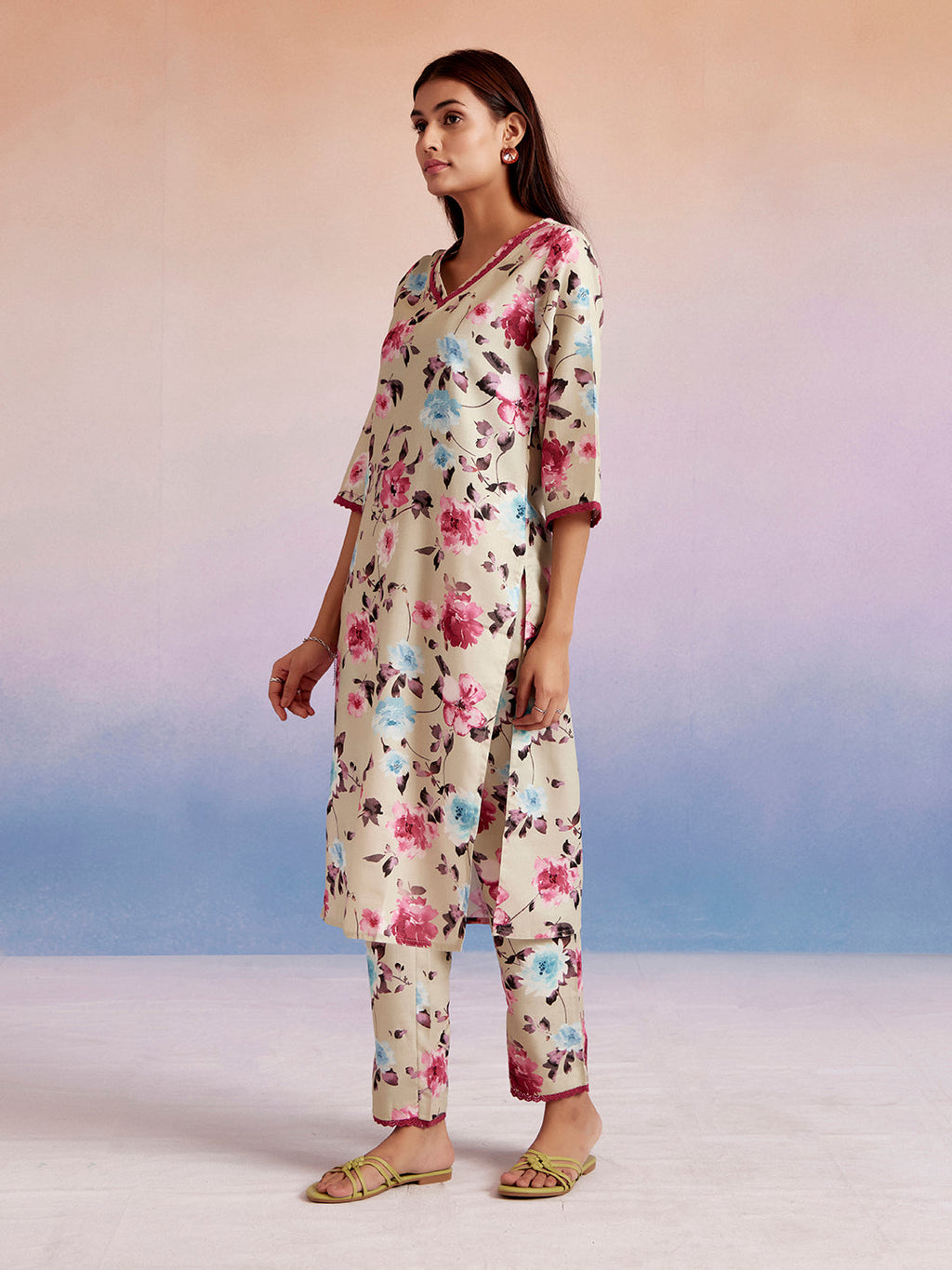 JAIPURI FLORAL  STRAIGHT KURTA  AND SET WITH PANT