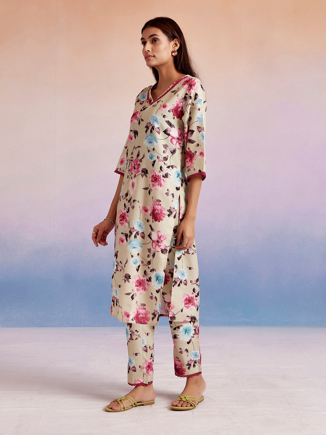 JAIPURI FLORAL  STRAIGHT KURTA  AND SET WITH PANT