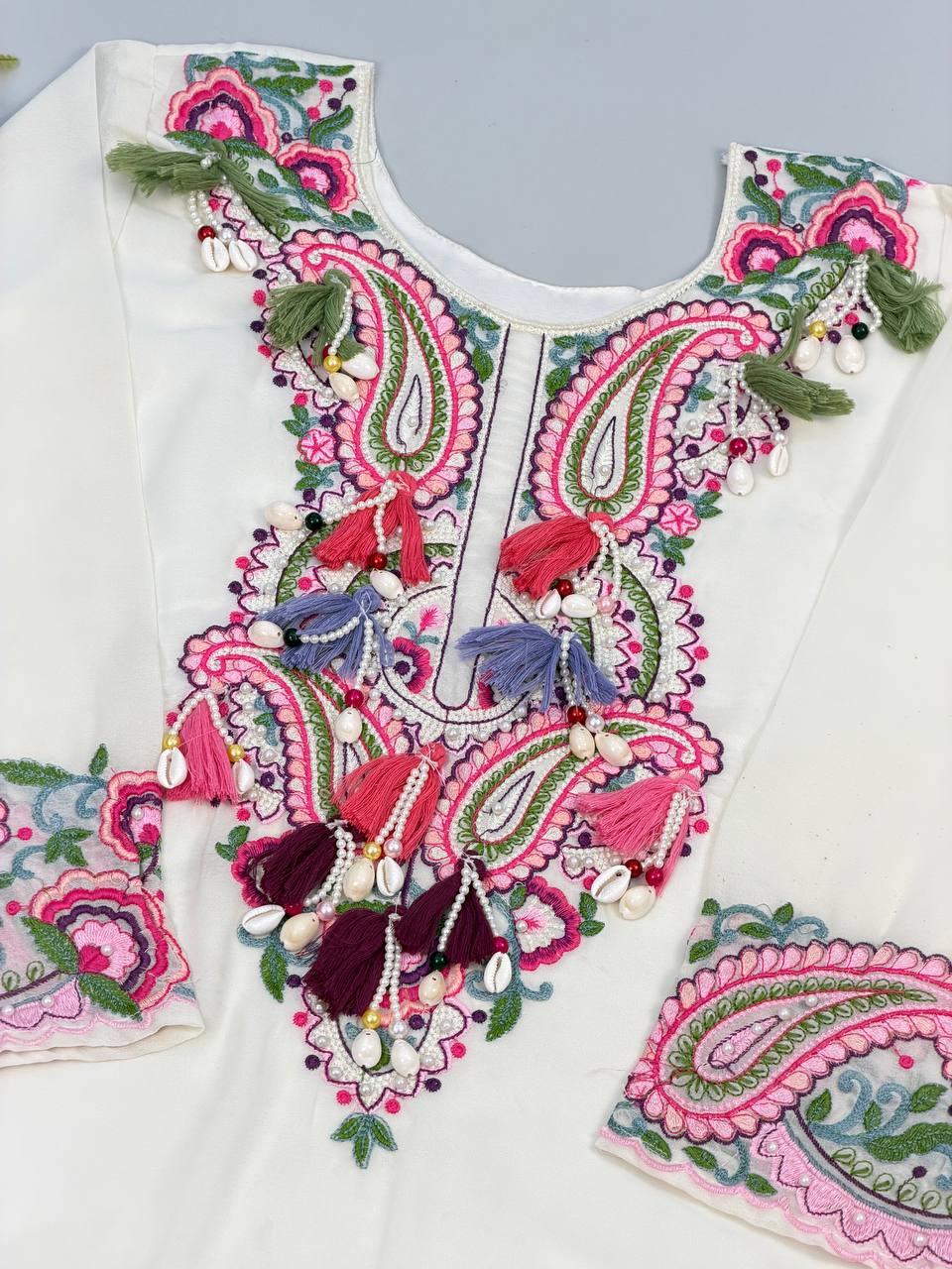 Elegant Embroidered Women's Ethnic Suit Set