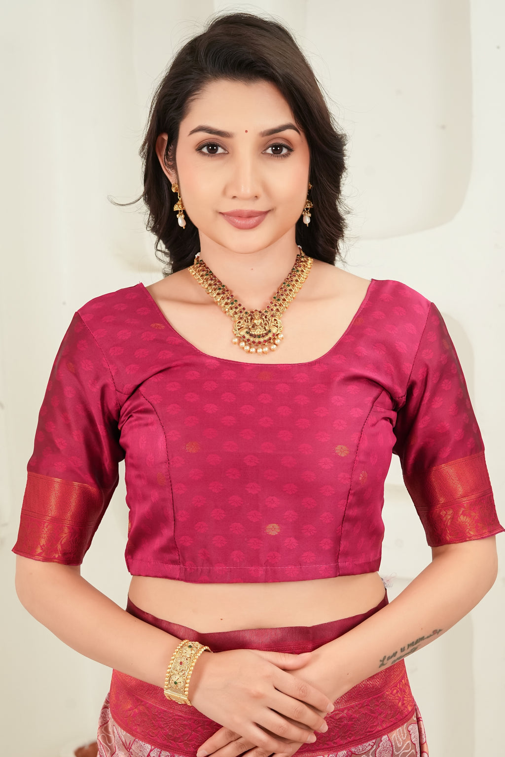 Premium Jacquard Silk Saree with Zari Woven Floral Design & Rich Contrast Pallu