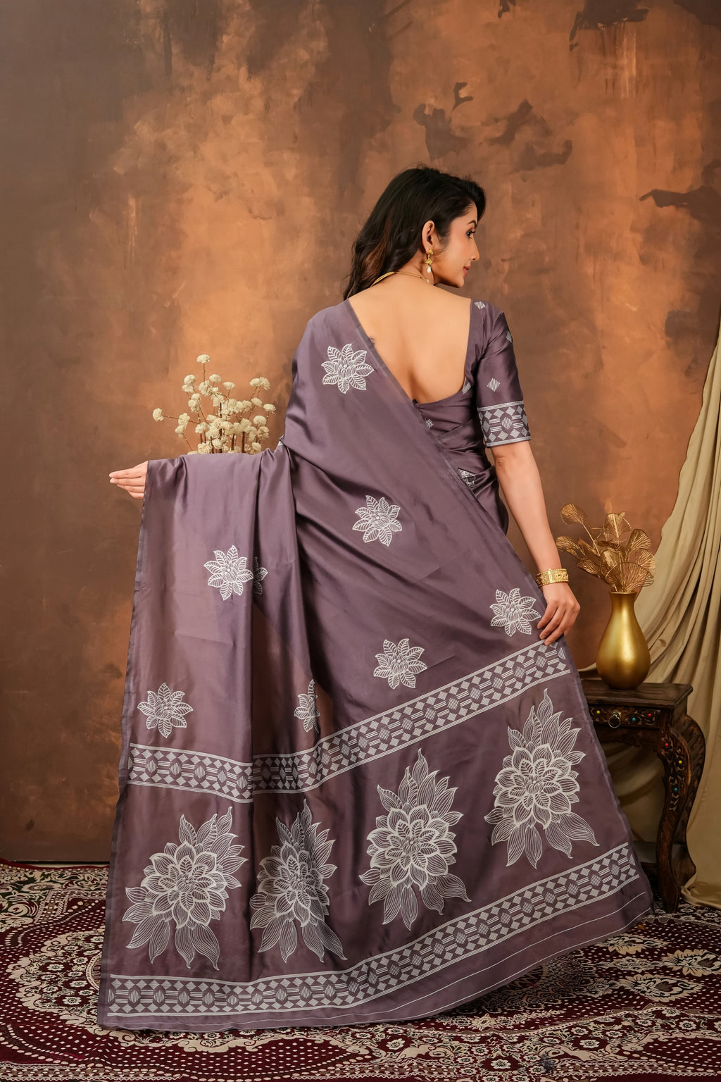 Vedrani Dusty Mauve Floral Woven Soft Silk Designer Saree for Festive & Wedding Elegance