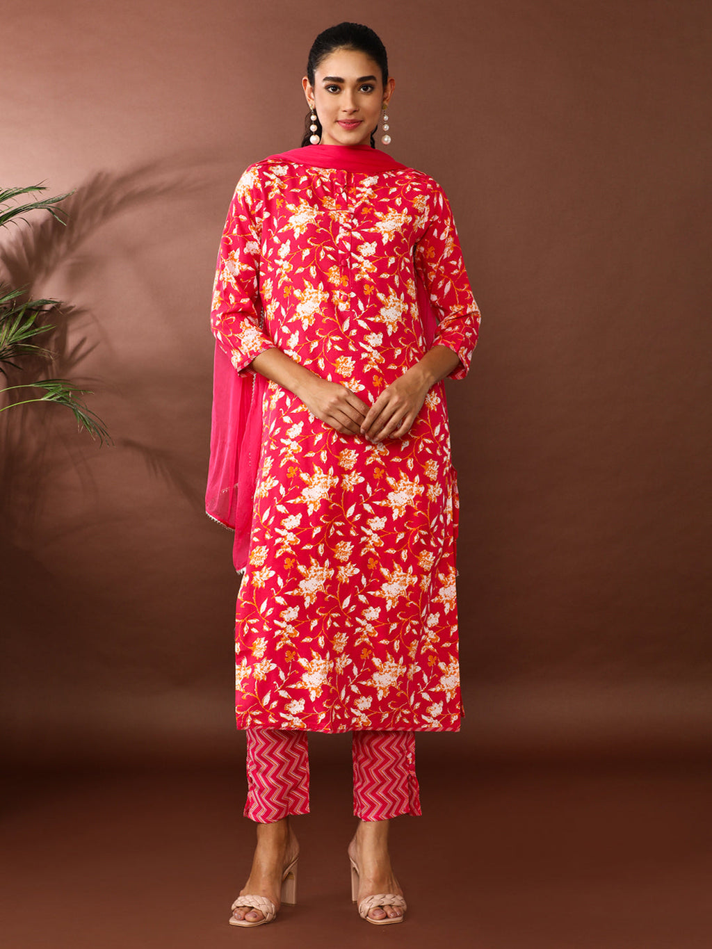 Floral Printed Straight Kurta and  Trousers Sets