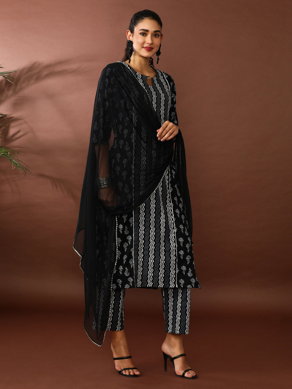 Floral Printe Straight Pure Cotton Kurta & Trousers Sets