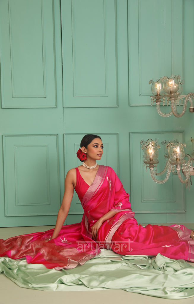 Stunning Fuchsia Silk Chanderi Saree With Woven Buttas