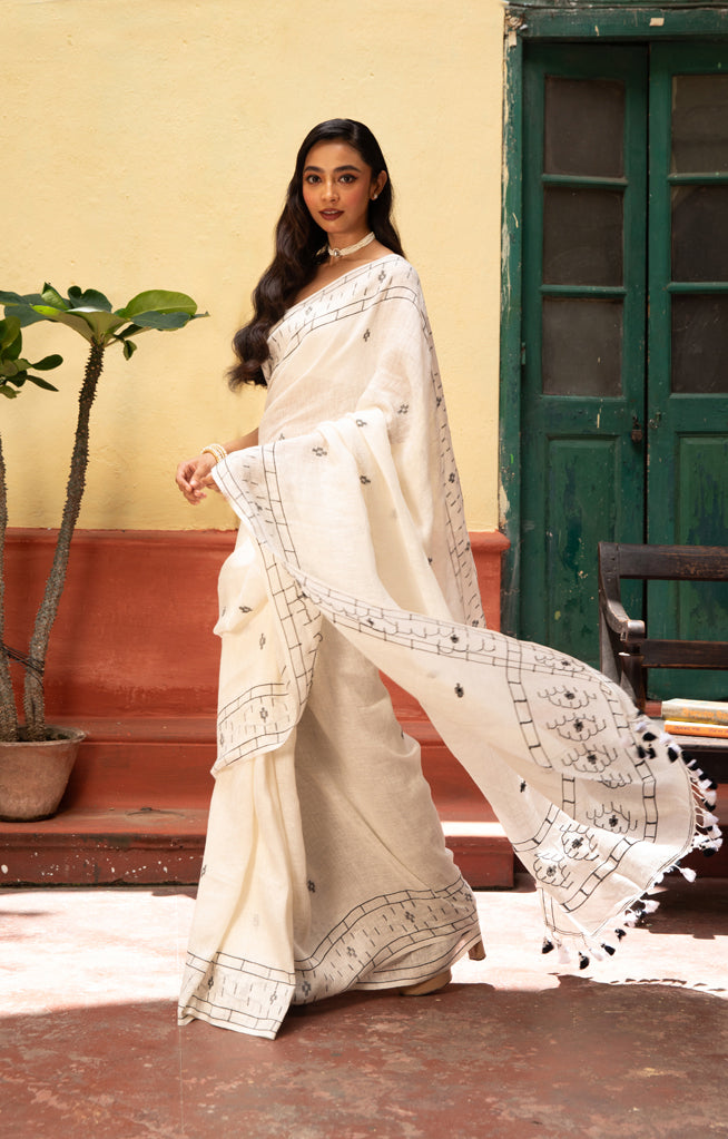 White Linen With Geometric Jamdani Work along the border & on the Pallu