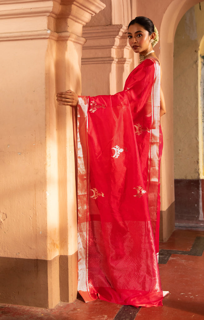 Striking Red Silk Chanderi Saree With Woven Buttas