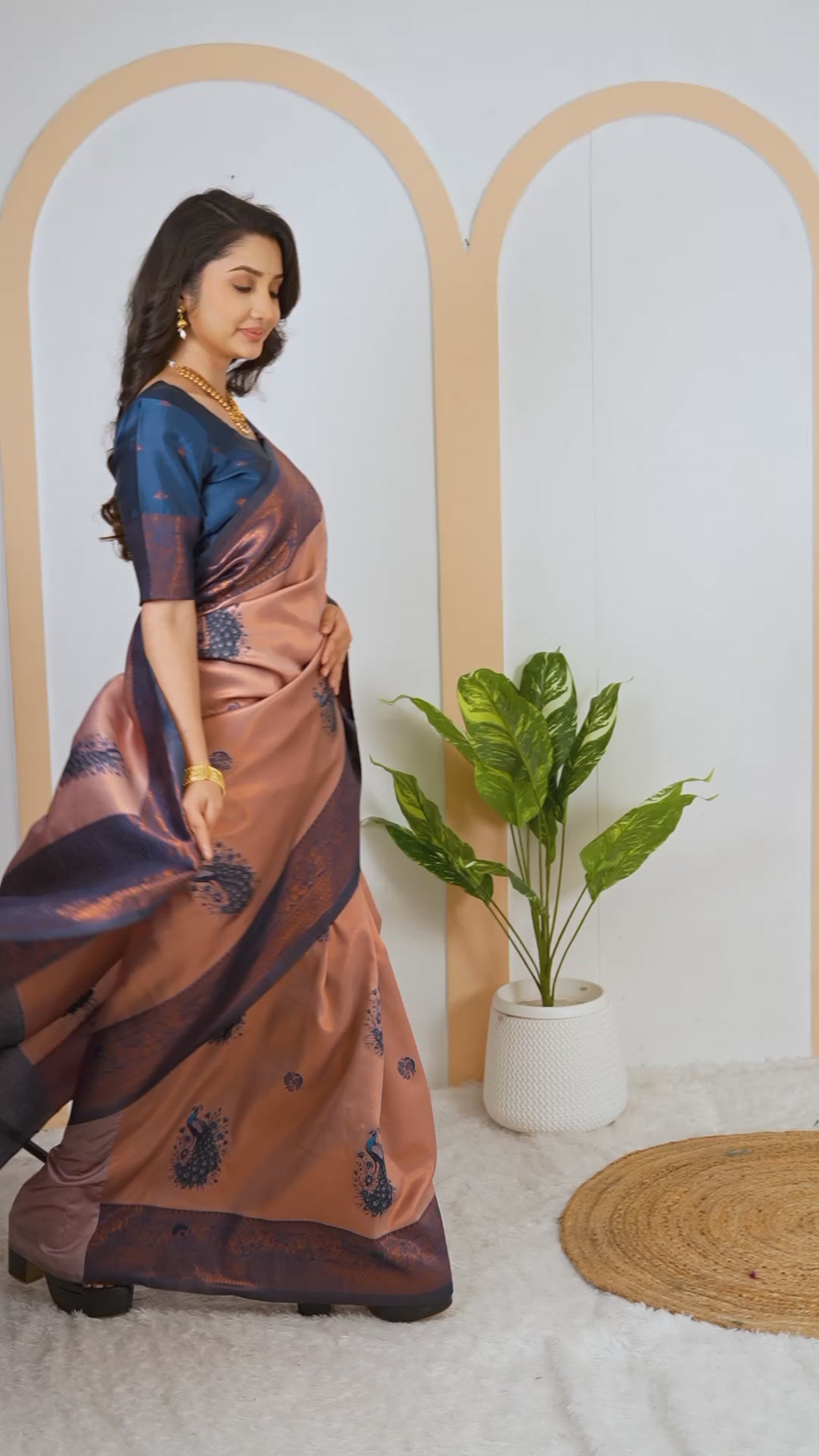 Luxury Rose Gold Banarasi Silk Saree with Peacock Weaving | Designer Wedding Saree for Women