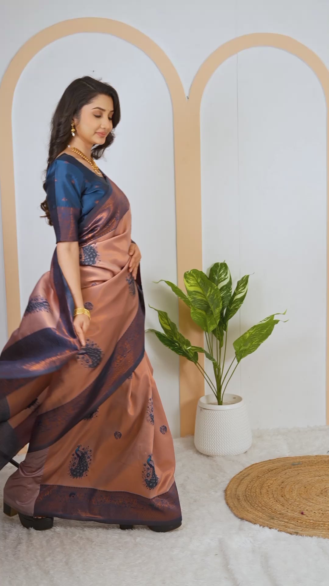 Luxury Rose Gold Banarasi Silk Saree with Peacock Weaving | Designer Wedding Saree for Women